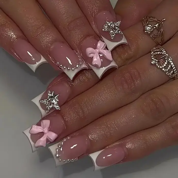 24 faux ongles courts carrés