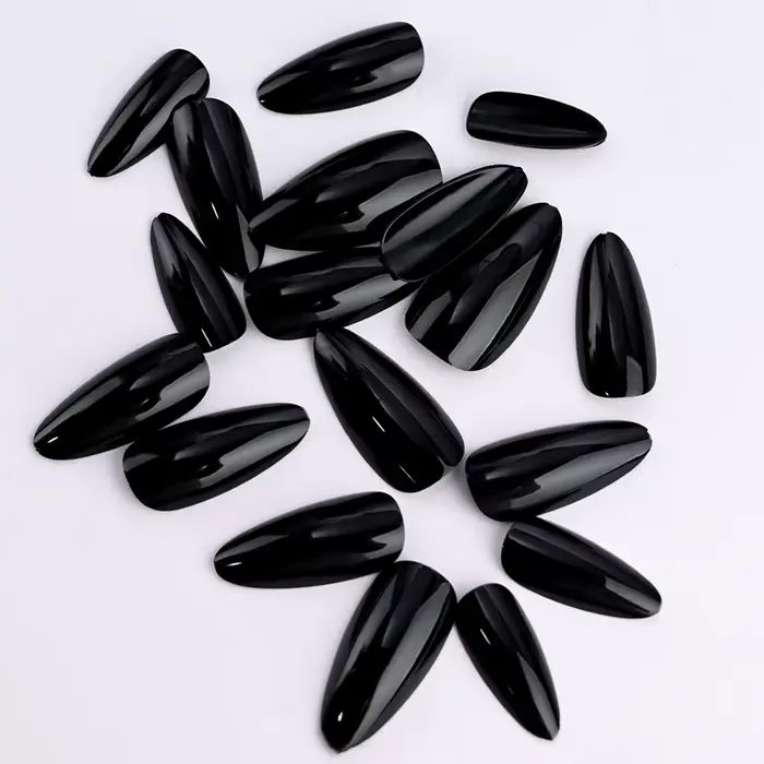 100 pièces presse à la main sur les ongles noir français amande couleur unie mi-longue artificielle faux
