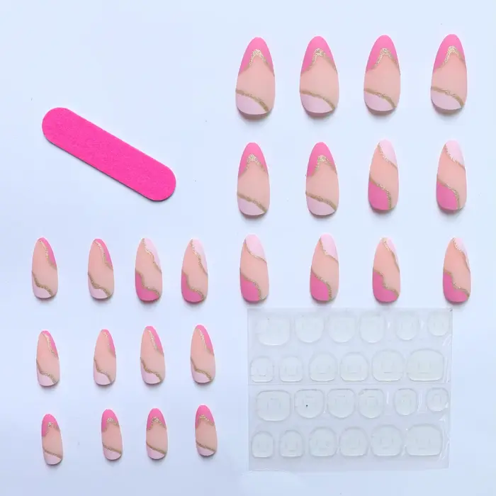 24 faux ongles en amande