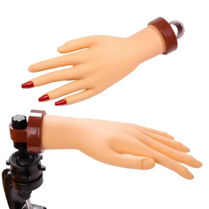 Nouvelle main artificielle pour nail art
