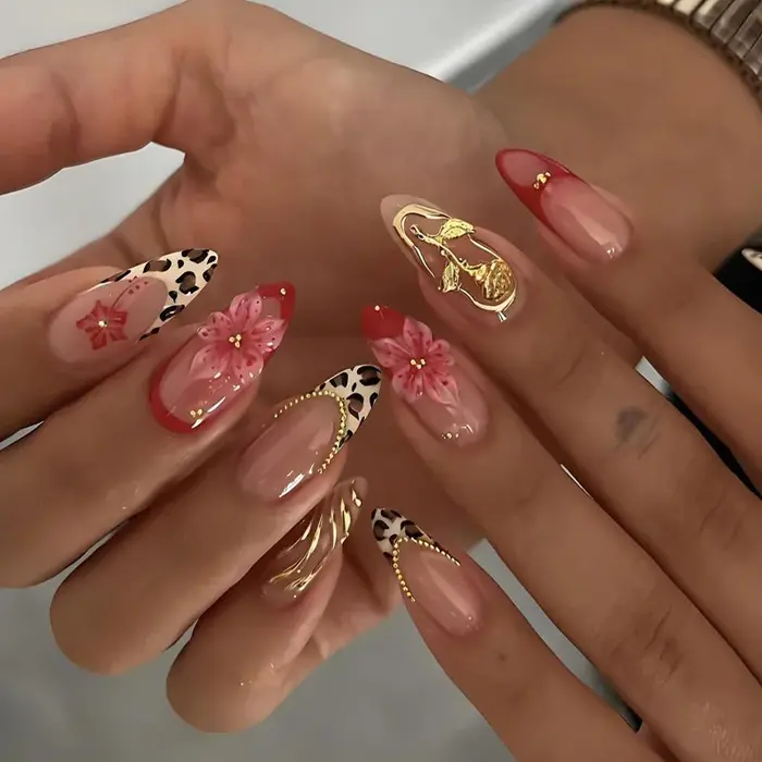 24 faux ongles en forme d'amande