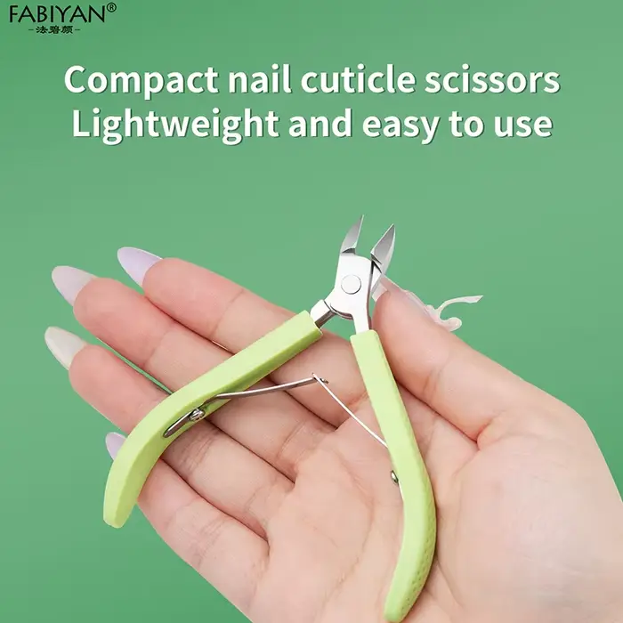 Pinces à cuticules manucure des ongles ciseaux