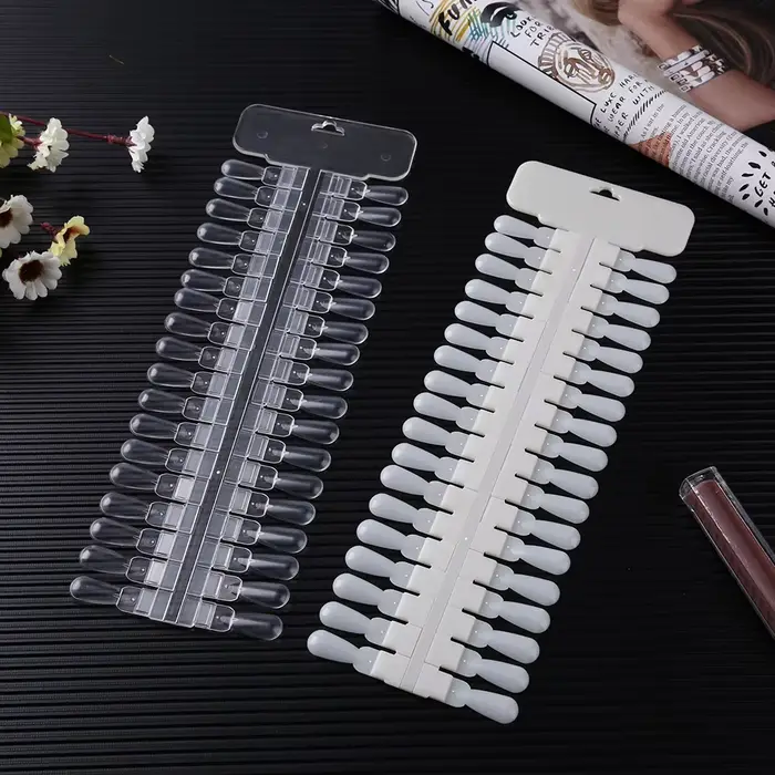 Palette d'autocollants pour faux ongles