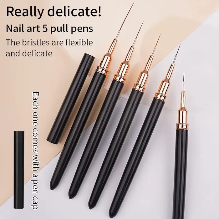 Pinceaux noirs pour Nail Art