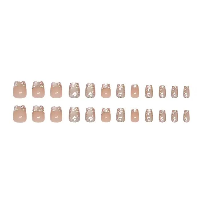 Faux ongles français mi-courts