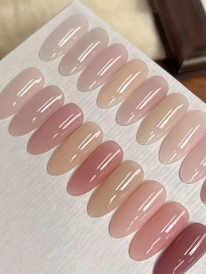 Nouveau vernis à ongles gel transparent effet jade hydratant couleur nude 2026