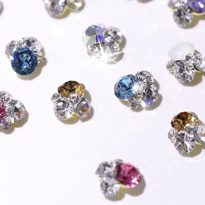 Breloques en cristal brillant 3D pour ongles