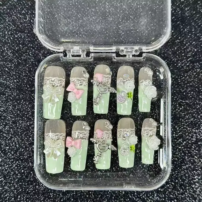 Faux ongles à presser faits main Y2K Rétro Gyaru en dentelle française verte