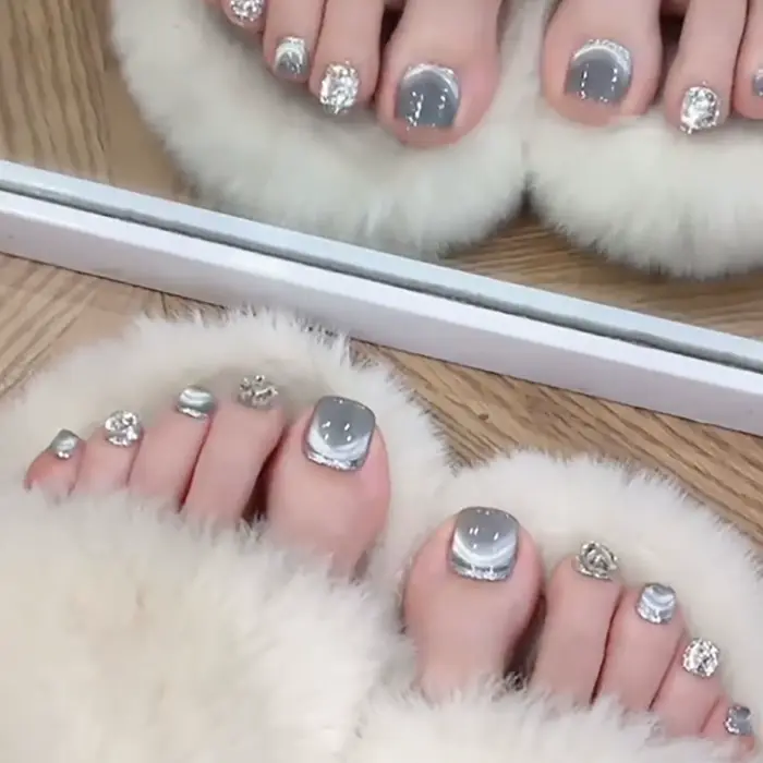 24 faux ongles de pieds roses effet œil de chat