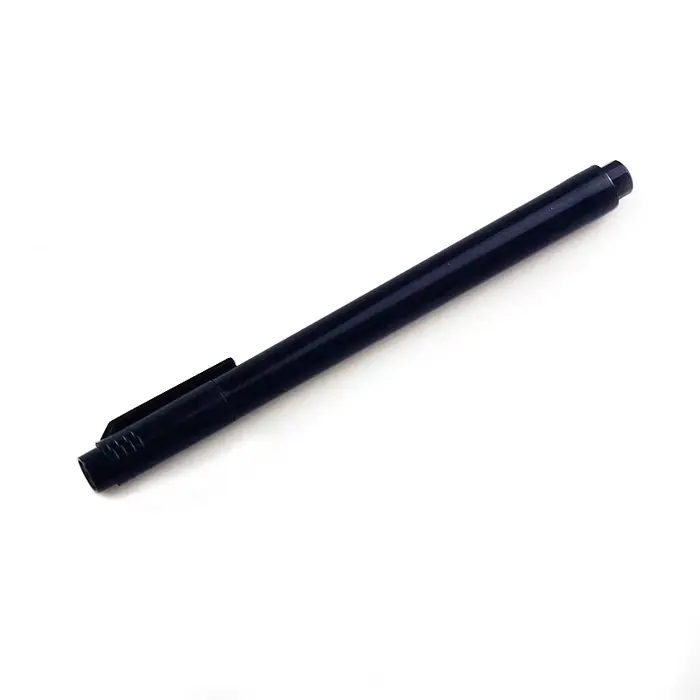Stylo Graffiti noir pour Nail Art