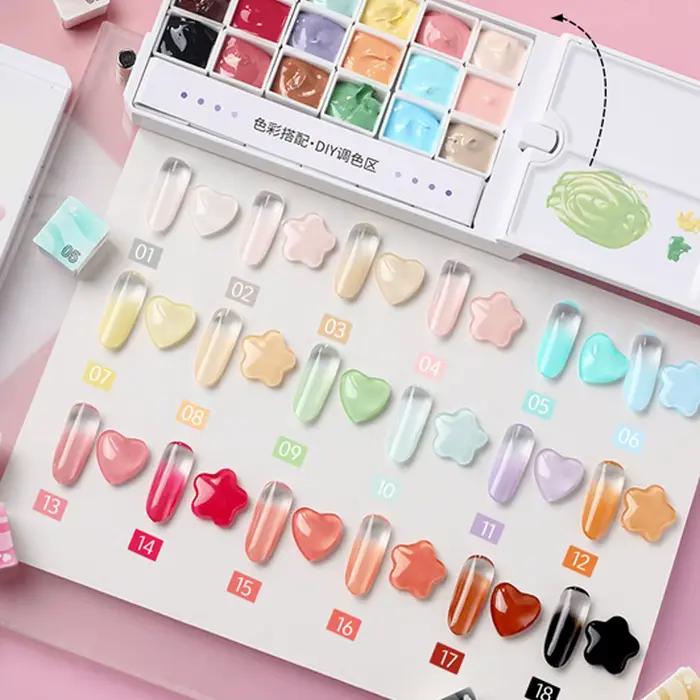 Palette de 18 couleurs de vernis à ongles solides