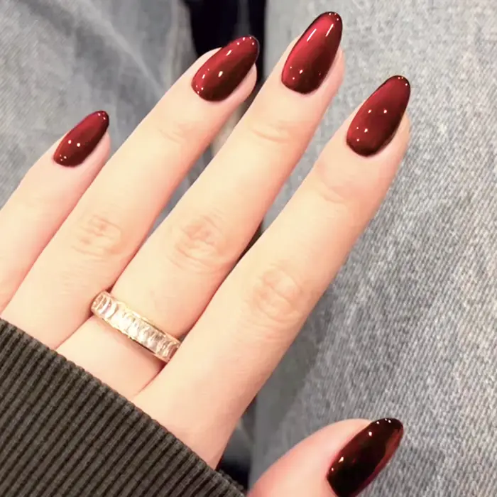 Presse rouge cerise sur les ongles 24 pièces couleur unie faux