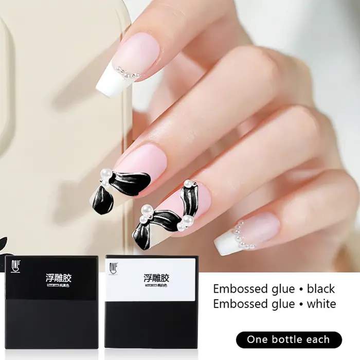 Verhéritage à Ongles en Gel Gaufré Peint 3D en Noir et Blanc