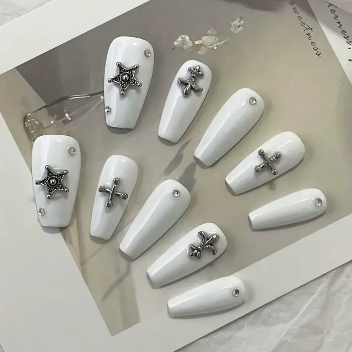 10 pièces de faux ongles pressés faits à la main