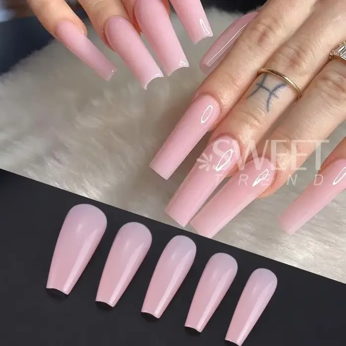 100 pièces nu rose faux ongles presse