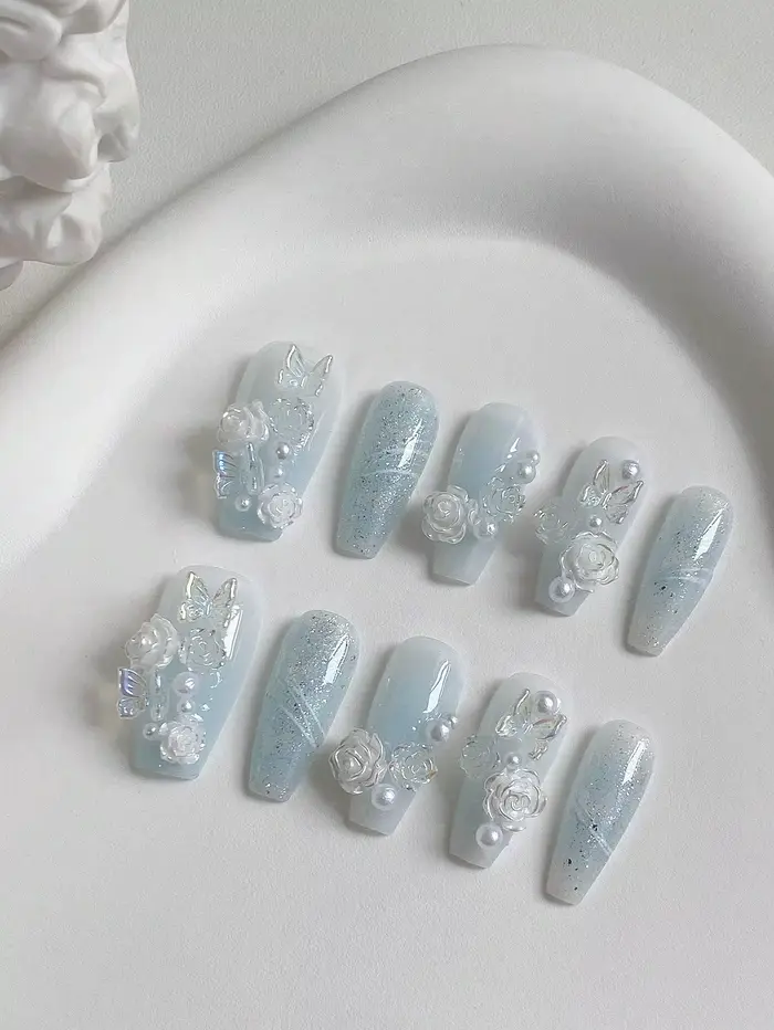 Lot de 10 faux ongles longs en forme de cercueil
