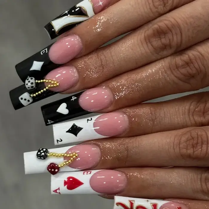 Faux ongles français simples