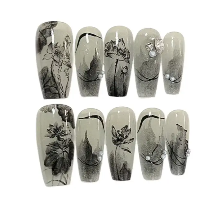 Peinture à encre noire de style chinois faux ongles patchs lotus