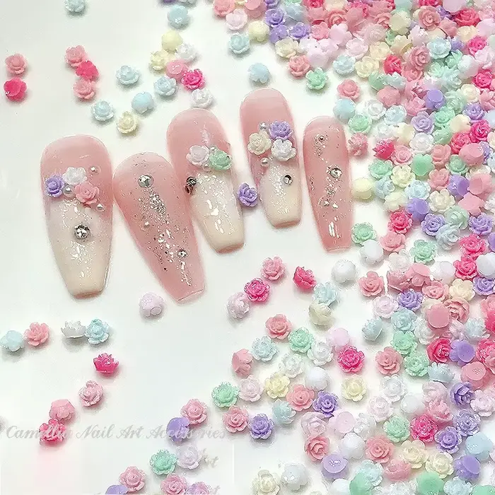 Mélange coloré Mini camélia Rose Lily résine Nail Art strass décorations fraise nœud papillon manucure beauté fleur ornements
