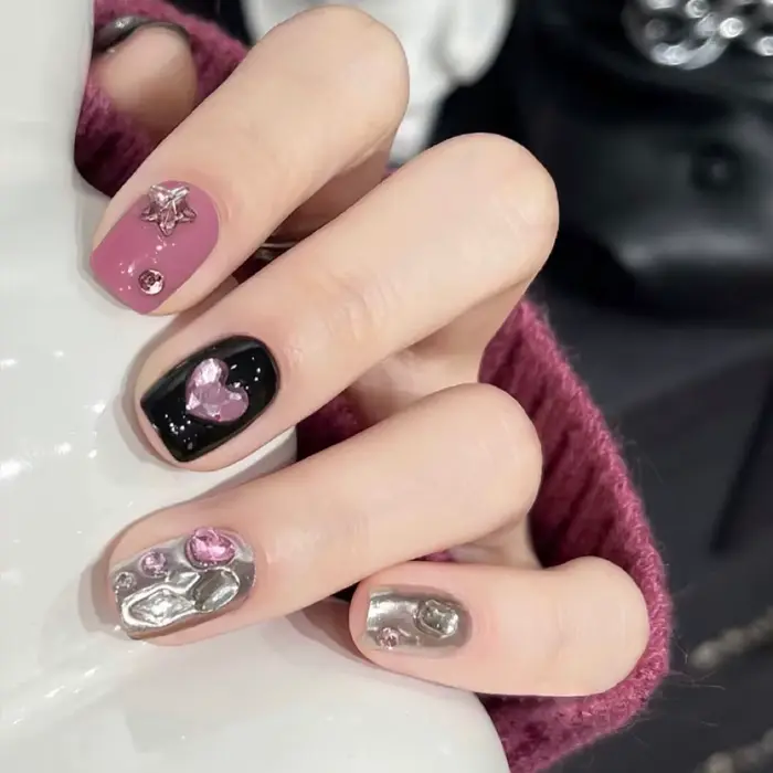 24 faux ongles à presser effet œil de chat