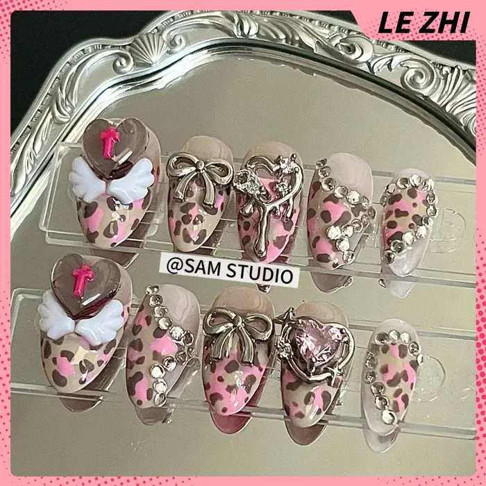 Ongles à presser faits main style Spice Girl Y2K, motif dessin animé, étoiles, diamants, perles, pois roses, notes musicales, imprimé léopard