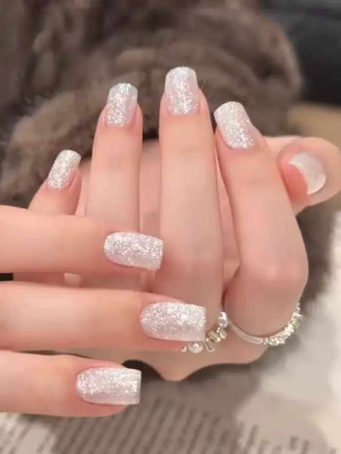 Vernis à ongles gel blanc laiteux 12 ml - Finition ultra brillante avec paillettes fines et scintillantes - Nouveau