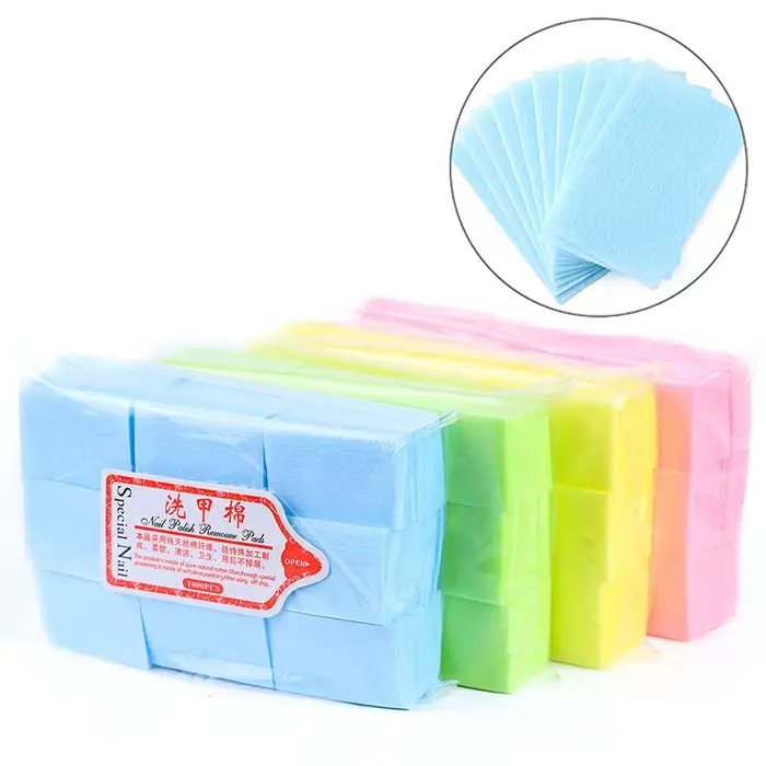 Lingettes dissolvant de vernis à ongles