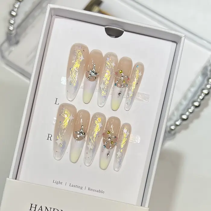 Faux ongles français dégradés arc-en-ciel