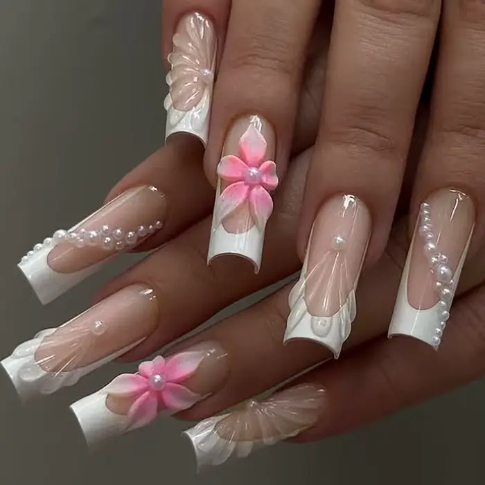 Faux ongles carrés moyens avec colle
