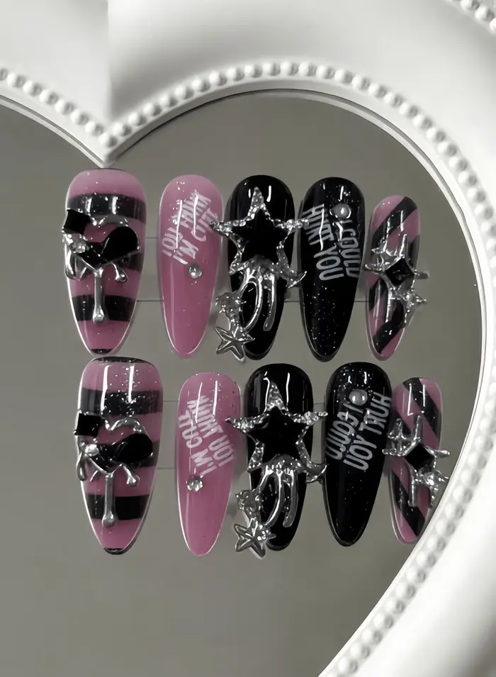 10 faux ongles en forme d'amande, de longueur moyenne, noirs et roses, style Y2K, avec des motifs ra