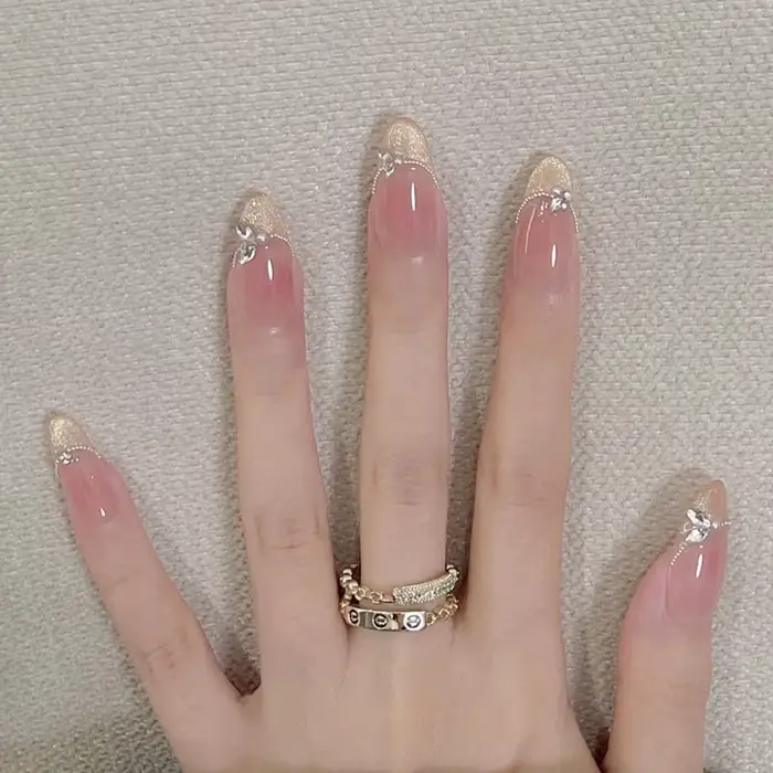 Faux ongles œil de chat en cristal, 24 pièces, courts, à pression en amande, brillant, bâton de pail