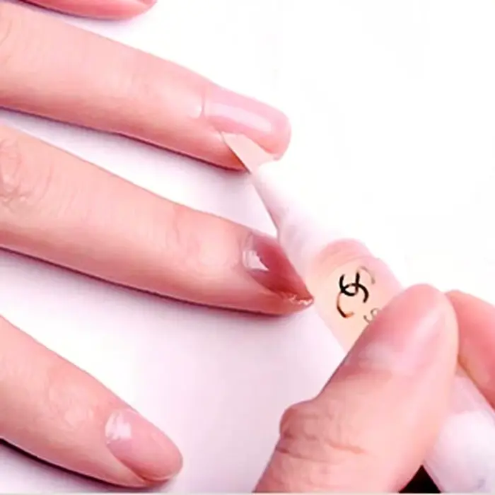 Stylo à huile pour la Nutrition des ongles