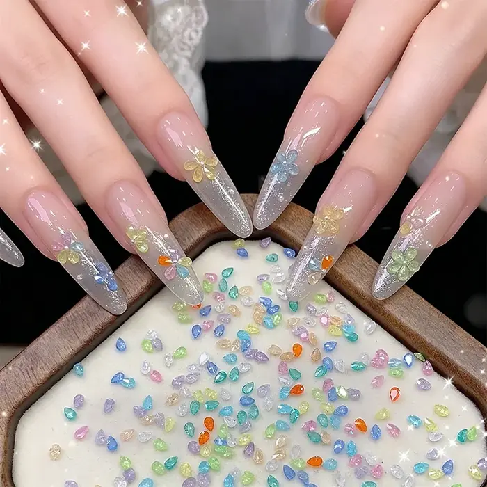 50pcs éblouissant Zircon Nail Art strass Mini 1-4mm forme mixte (rombique