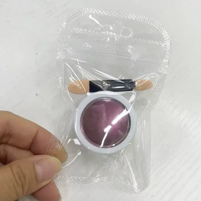 Poudre chromée pour ongles