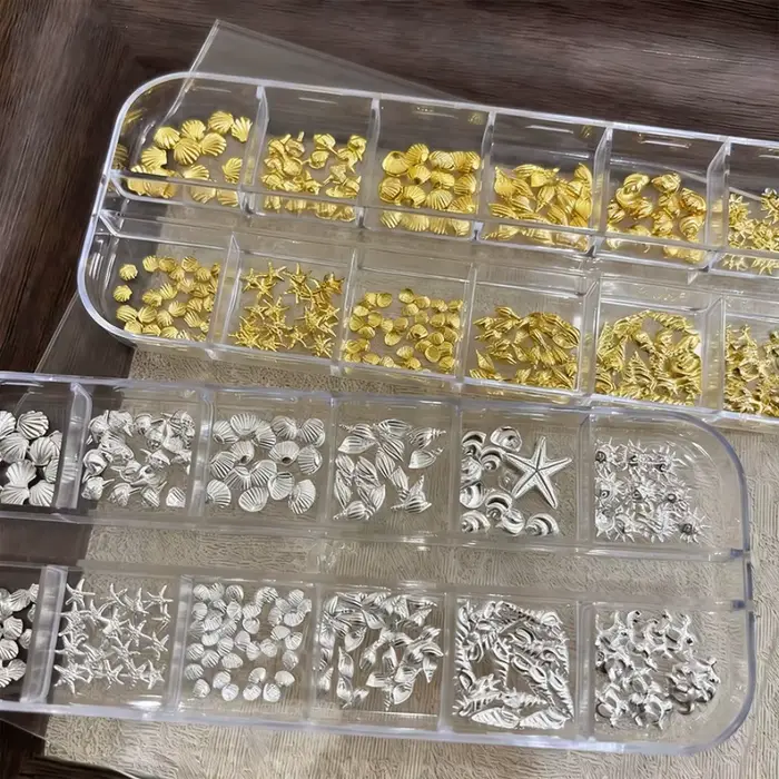 Strass pour ongles sur le thème de l'océan