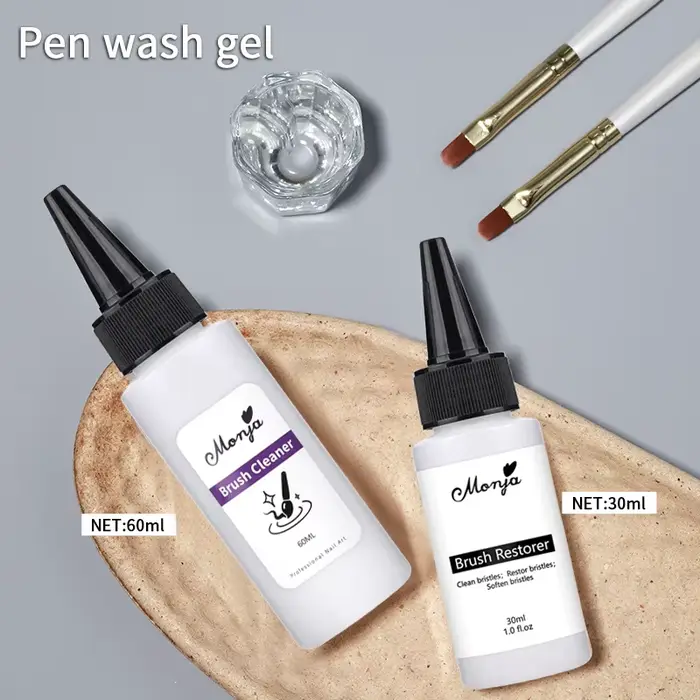 Nettoyant pour pinceaux à ongles