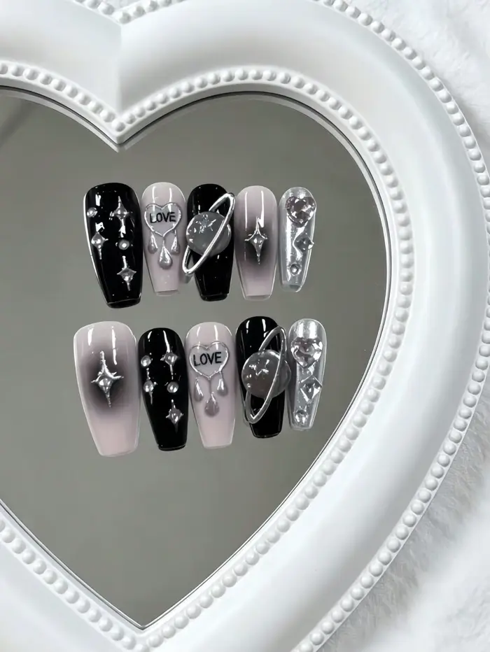10 faux ongles trapézoïdaux de longueur moyenne, avec des combinaisons de couleurs tendance noir, ro