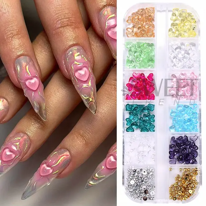 12 grilles en forme de cœur pour Nail Art