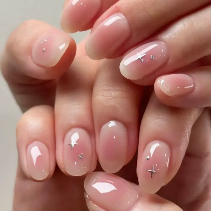 Faux ongles à presser détachables, finis, style chic et simple, blancs, forme amande, avec perles et