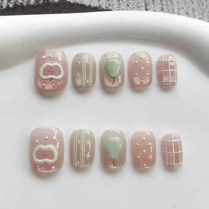 10 faux ongles press-on faits à la main, motif tulipe et perle, couvrance totale, pour femmes et jeu