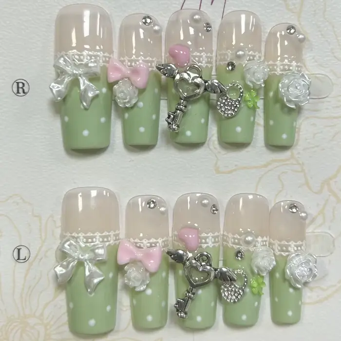 Y2K Vintage Gyaru français dentelle longue à la main presse sur les ongles arc perle à pois trèfle f