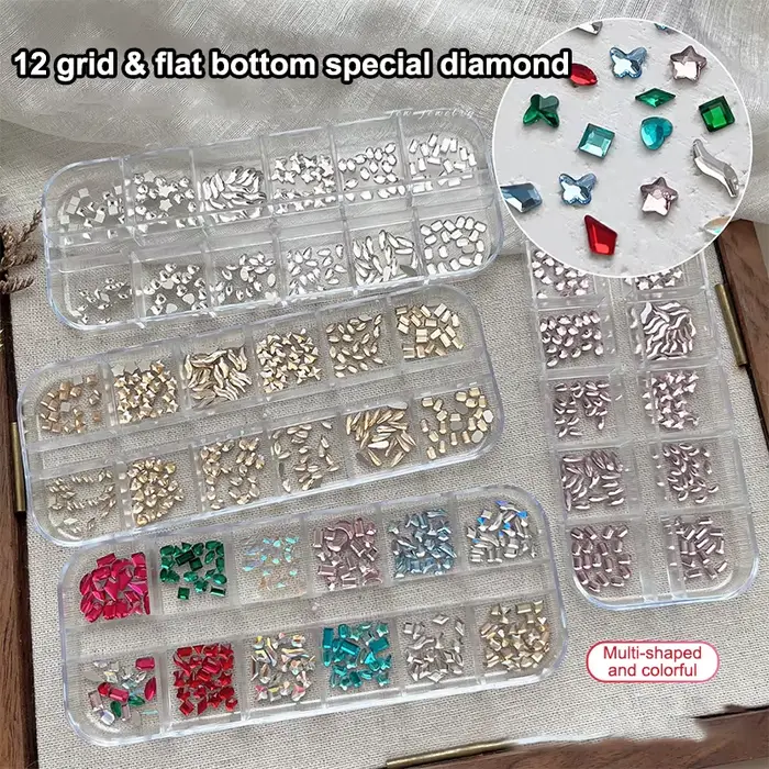 12 grilles de strass colorés de formes variées pour la décoration d'ongles