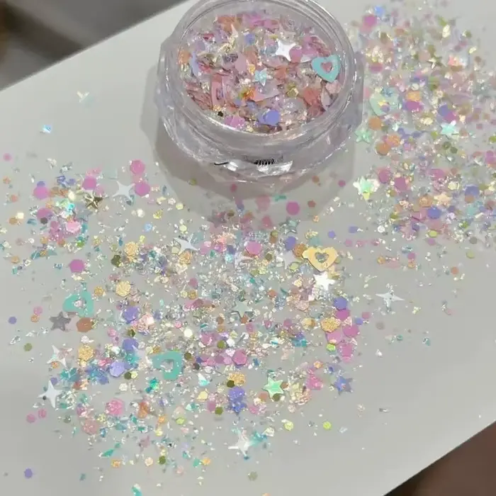 Charmes pour ongles en forme de cœur coréen