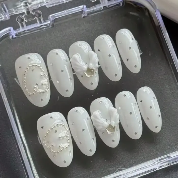 10 pièces de faux ongles en forme d'amande pressés à la main
