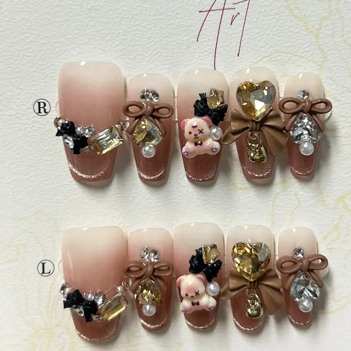 Ongles Press-On Faits Main Effet Œil de Chat Ours Rose Marron Mignon