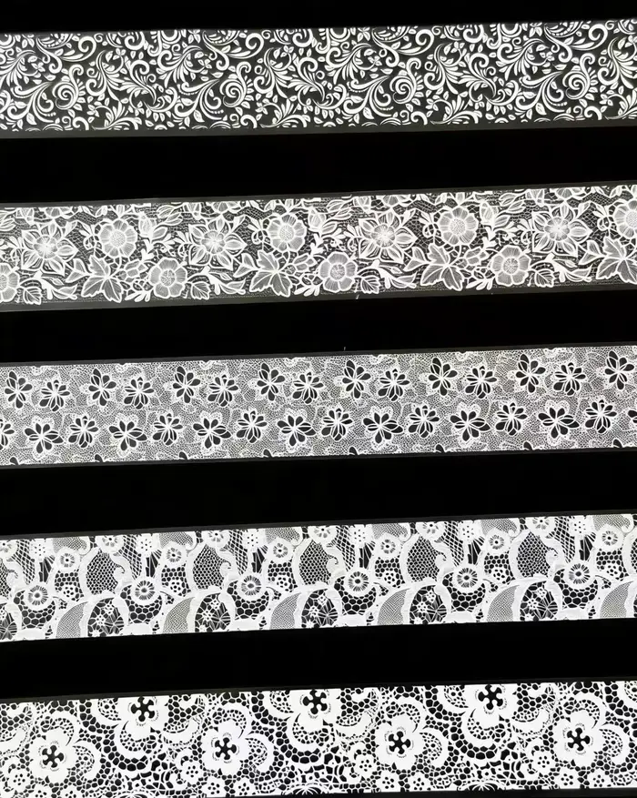 10 Rouleaux 2, 5*50cm Nouvelle Feuille de Transfert Dentelle Noire et Blanche pour Nail Art