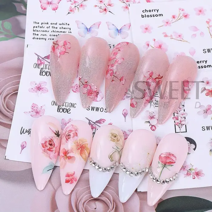 Autocollants à l'eau pour ongles