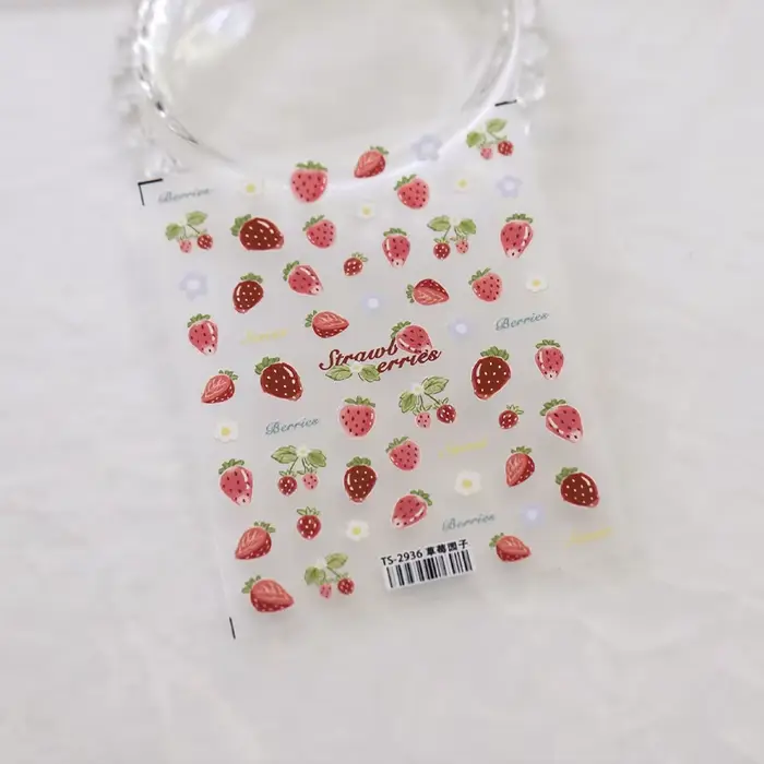 Autocollants pour ongles 5D fraise