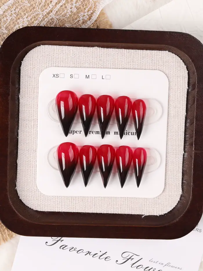 10 faux ongles longs et pointus en forme de griffes de dragon
