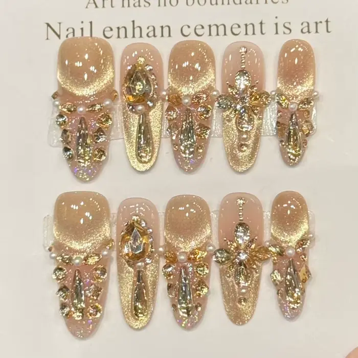 10 pièces presse à la main sur les ongles Champagne Zircon diamant amande faux ongles décor portable